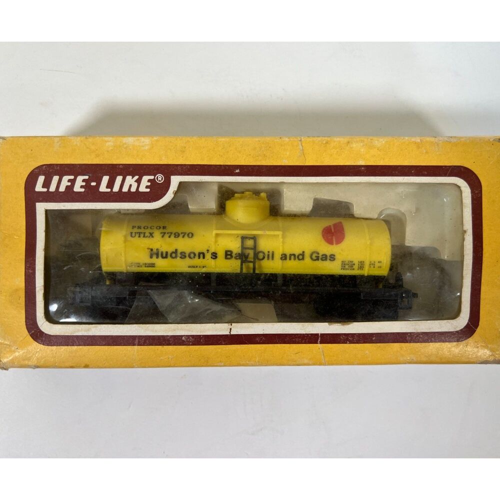 Life-Like HO Scale Model Trank Car - Hudson's Bay‎ Oil and Gas UTLX 77970.